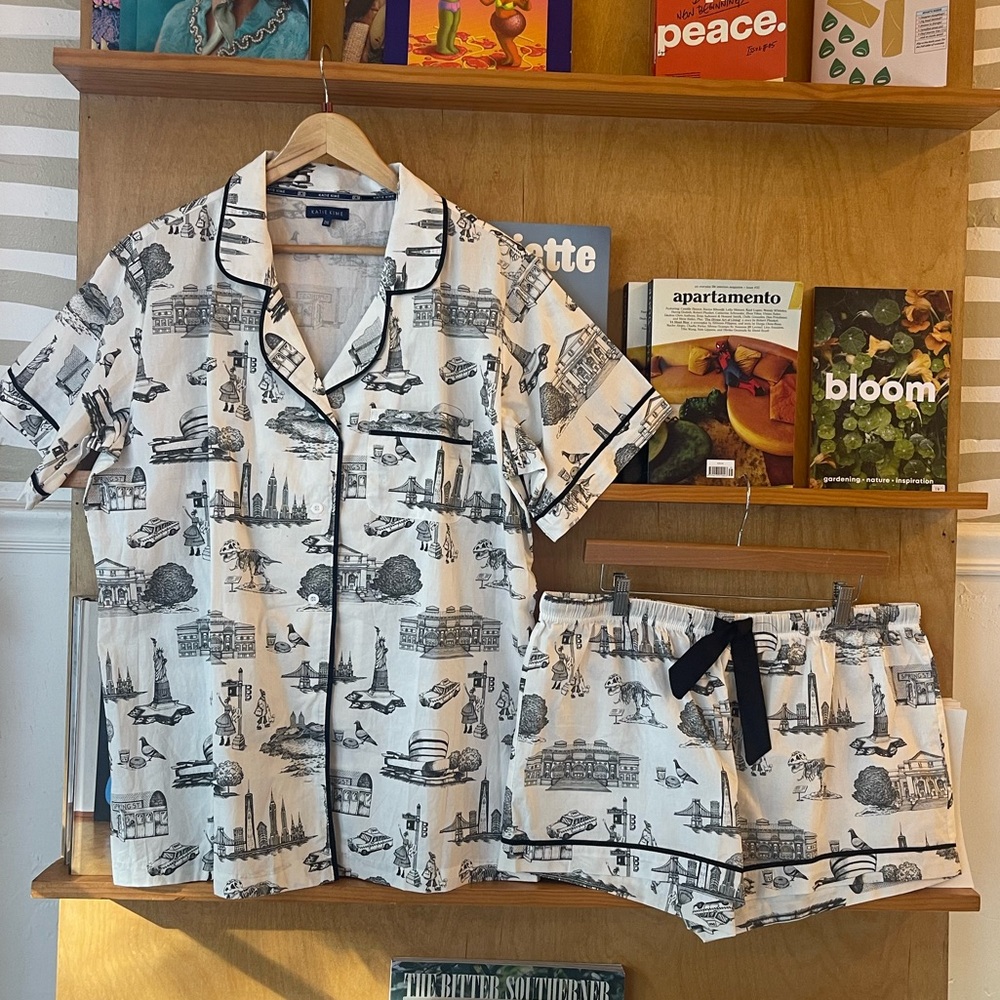Katie Kime New York Toile Pajama Set size 2XL